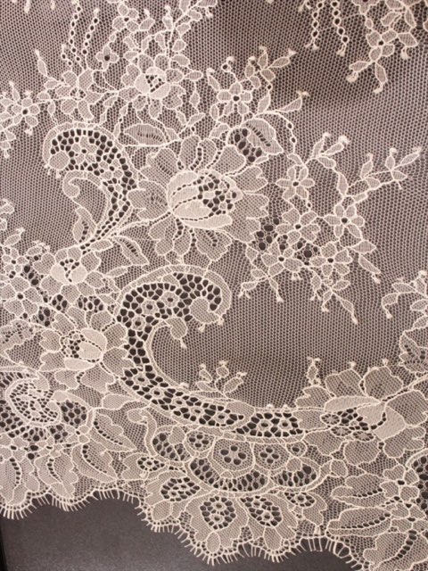 レース」の魅力 | STYLE UN